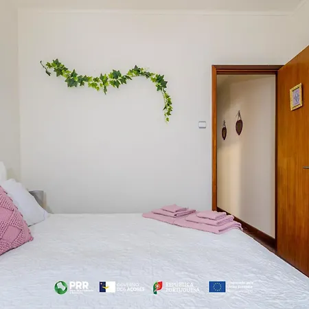 Vagabond Mermaid Oda ve Kahvaltı Ponta Delgada