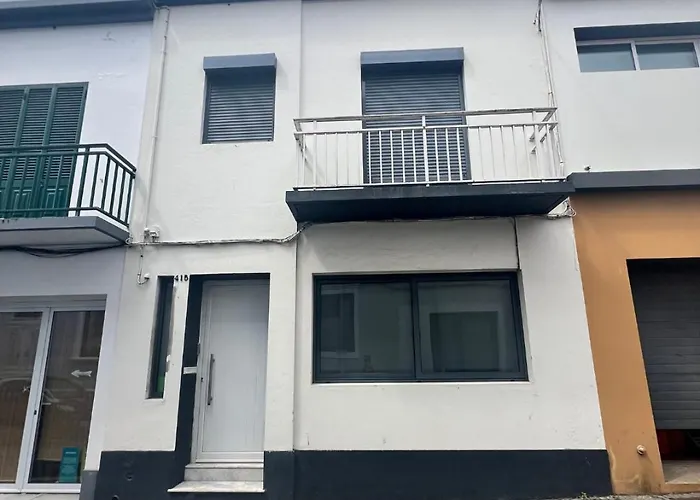 Vagabond Mermaid Bed & Breakfast *