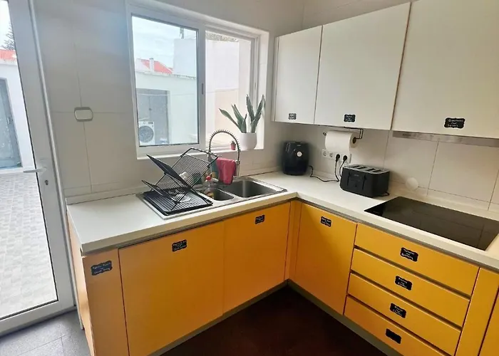 Vagabond Mermaid Bed & Breakfast Ponta Delgada