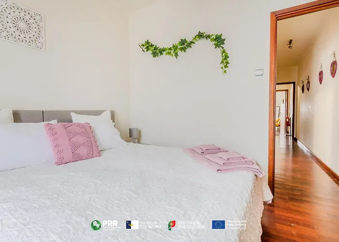 Vagabond Mermaid * Ponta Delgada