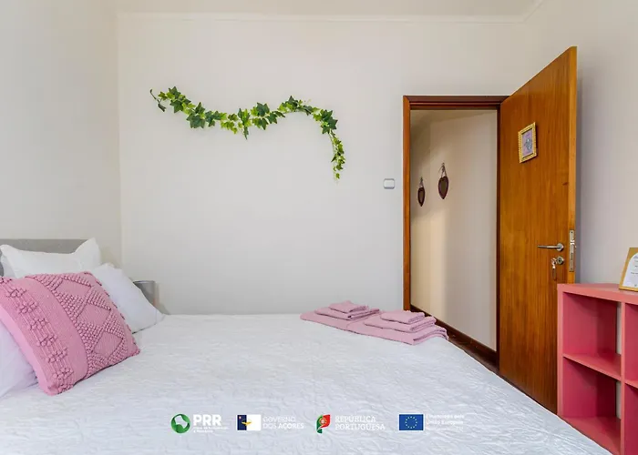 Vagabond Mermaid Bed & Breakfast Ponta Delgada