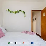 Vagabond Mermaid Bed & Breakfast Ponta Delgada (Sao Miguel)