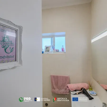 Vagabond Mermaid Bed & Breakfast Ponta Delgada (Sao Miguel)