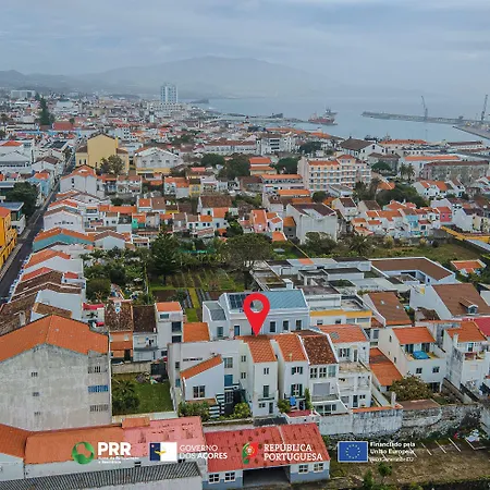 Vagabond Mermaid Bed & Breakfast Ponta Delgada (Sao Miguel)