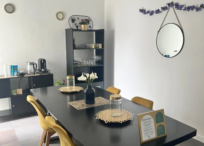 Vagabond Mermaid Bed & Breakfast