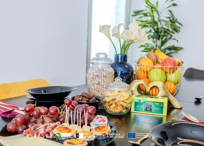 Vagabond Mermaid Bed and Breakfast *